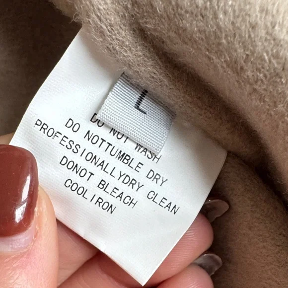 Chic Tan Women's Trench Coat - Picture 6 of 6